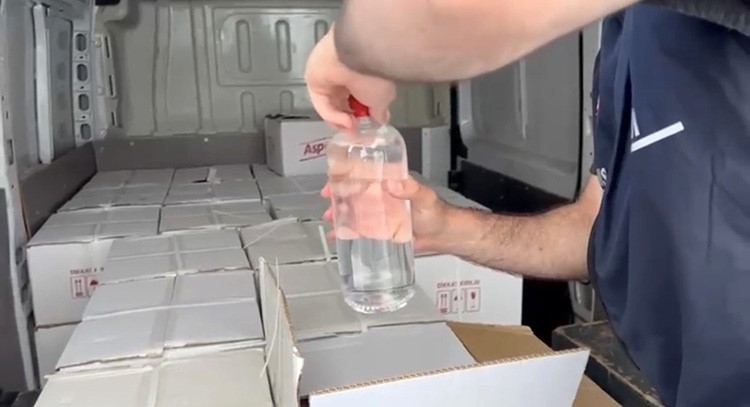 samsunda-1-ton-160-litre-kacak-etil-alkol-ele-gecirildi