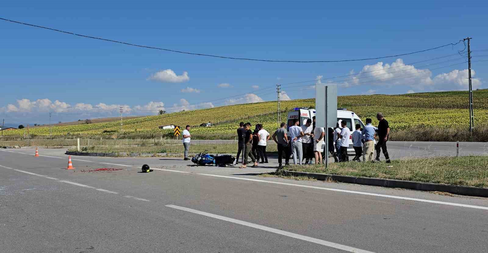 samsunda-motosikletler-carpisti-3-yarali
