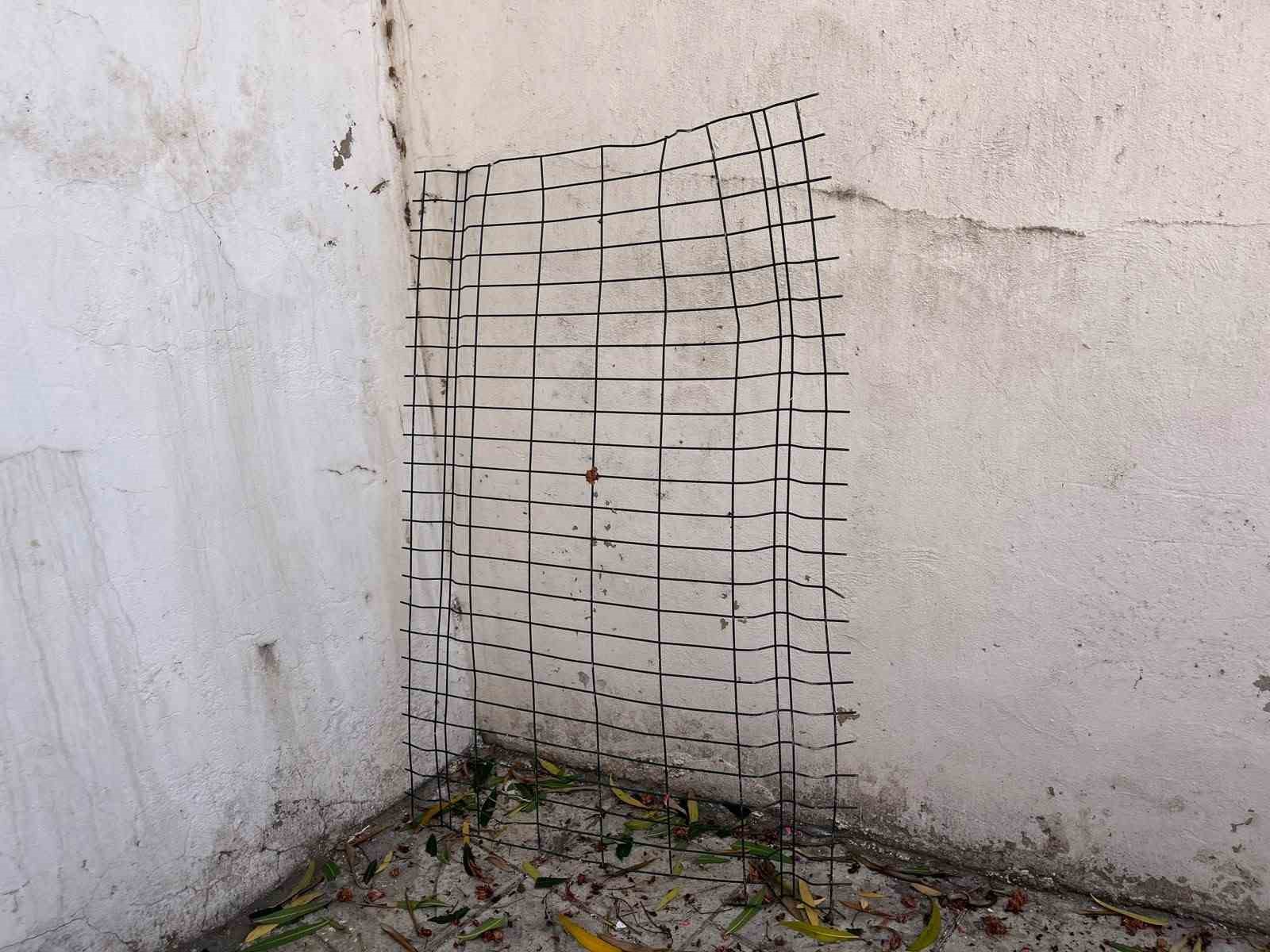 sinopta-otomobil-apartman-bosluguna-dustu