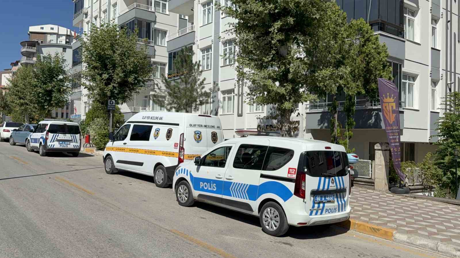 tokatta-ikinci-kattan-dusen-yasli-adam-hayatini-kaybetti