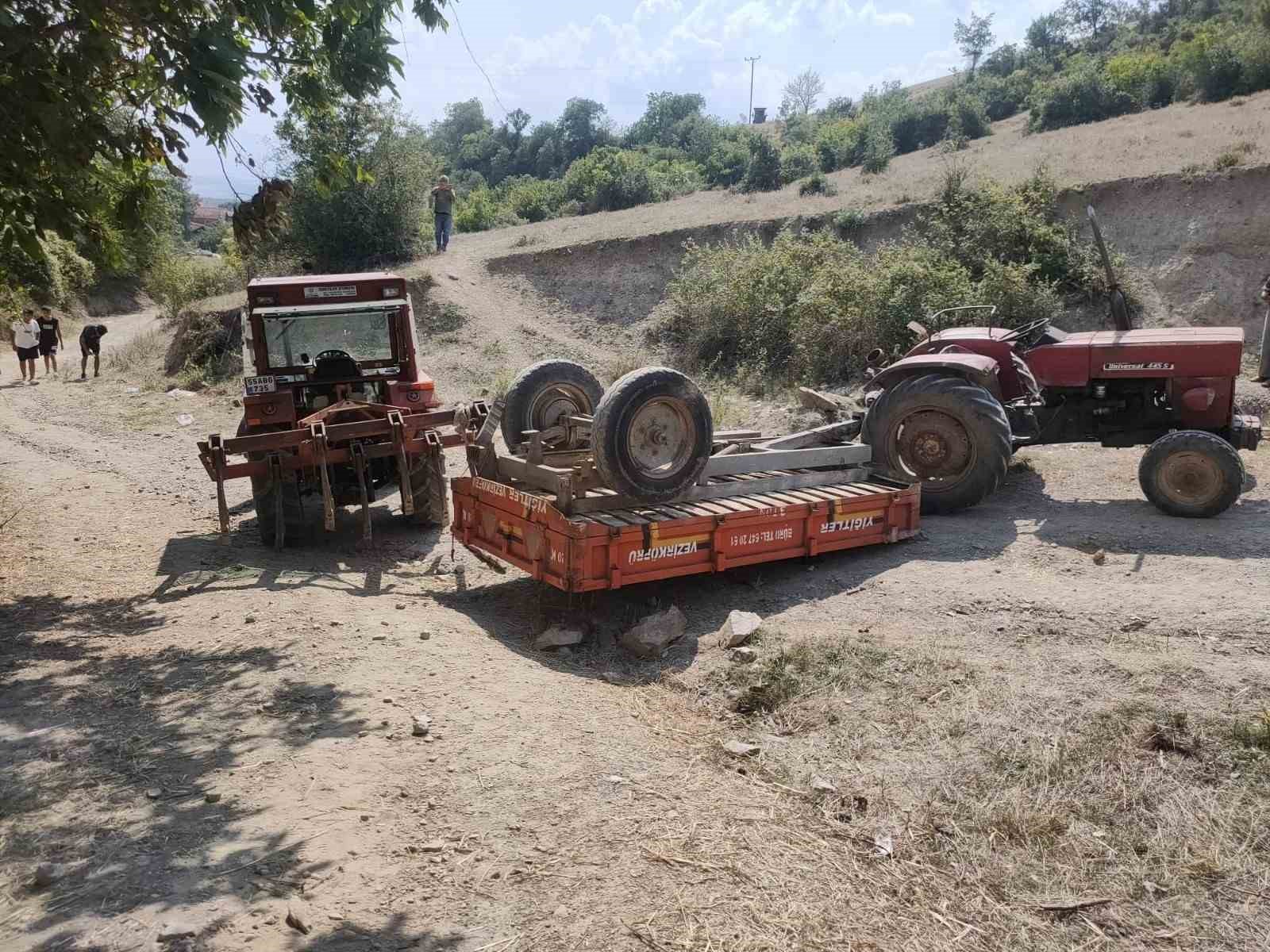 traktor-devrildi-1-olu-3u-cocuk-7-yarali