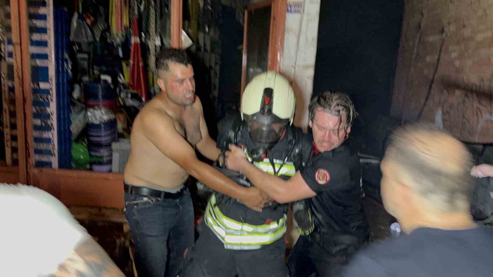 tupgaz-bayisinde-yangin-tupler-patladi-4-kisi-hastanelik-oldu