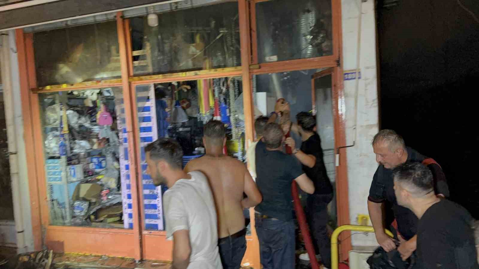 tupgaz-bayisinde-yangin-tupler-patladi-4-kisi-hastanelik-oldu