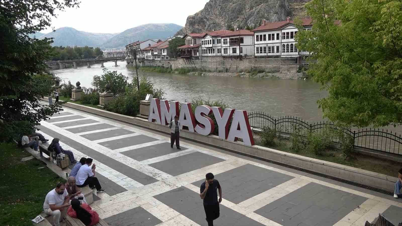 amasyada-su-3-yil-once-1-tlden-satiliyordu-simdi-fiyati-dogalgaz-ve-elektrigi-gecti