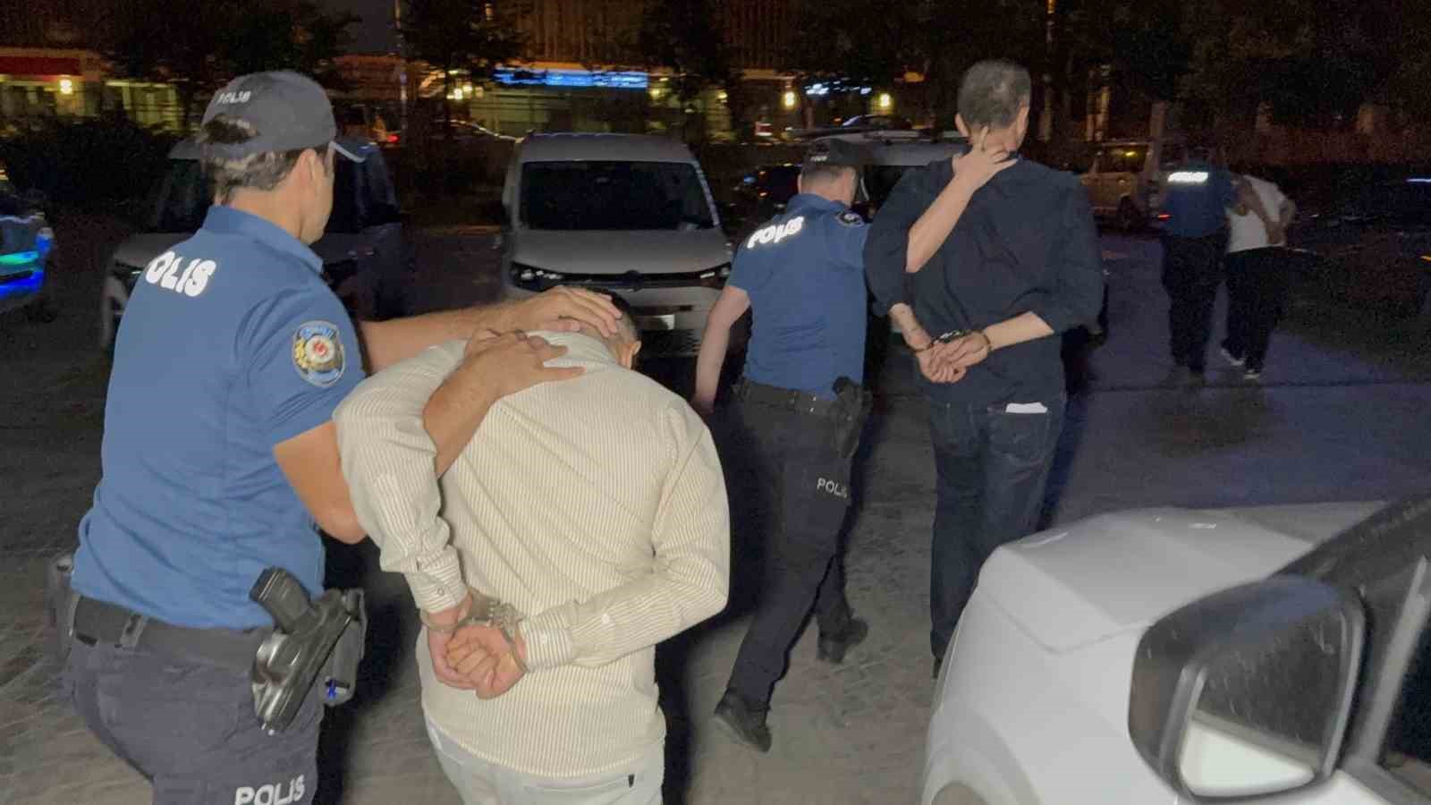 biletsiz-yolculari-uyardigi-icin-otobus-soforune-saldiran-3-kisi-tutuklandi