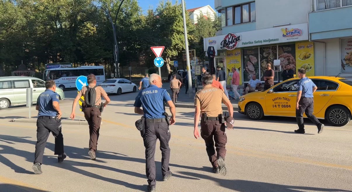 boluda-insaatta-baslayan-kavga-polis-merkezi-onunde-devam-etti