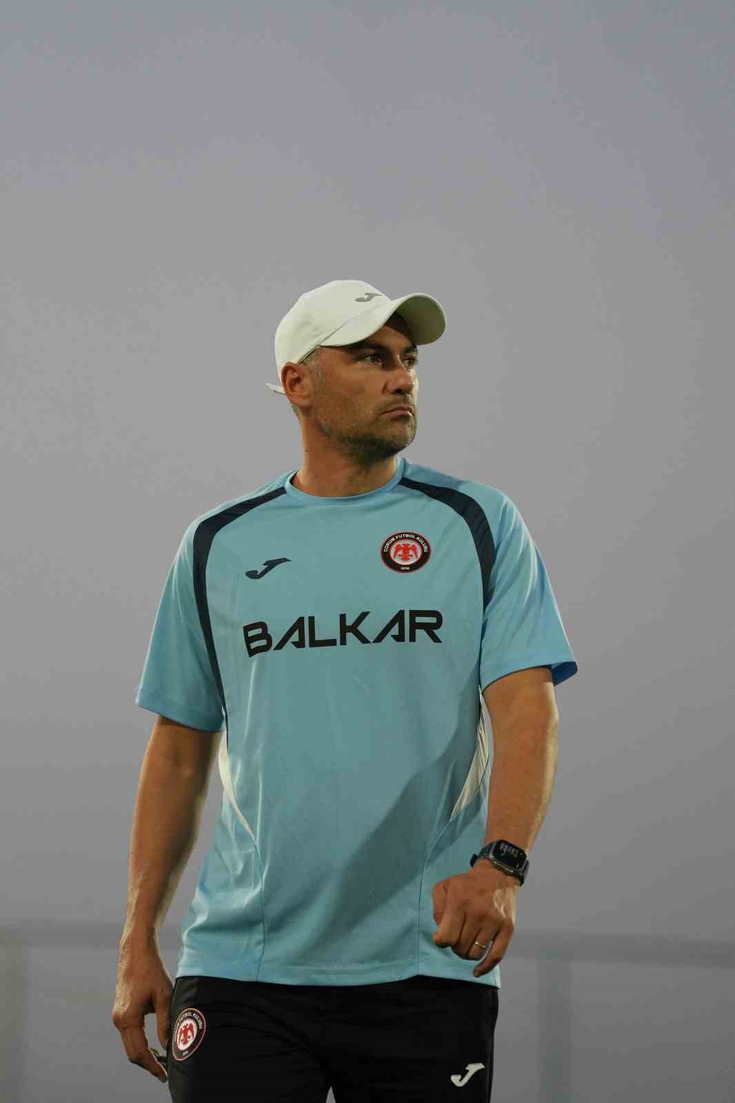 burak-yilmaz-corum-fk-basinda-ilk-antrenmanina-cikti