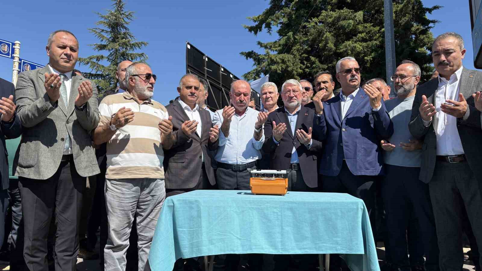 corumda-tarihi-doku-canlaniyor-corum-konaginin-temeli-dualarla-atildi