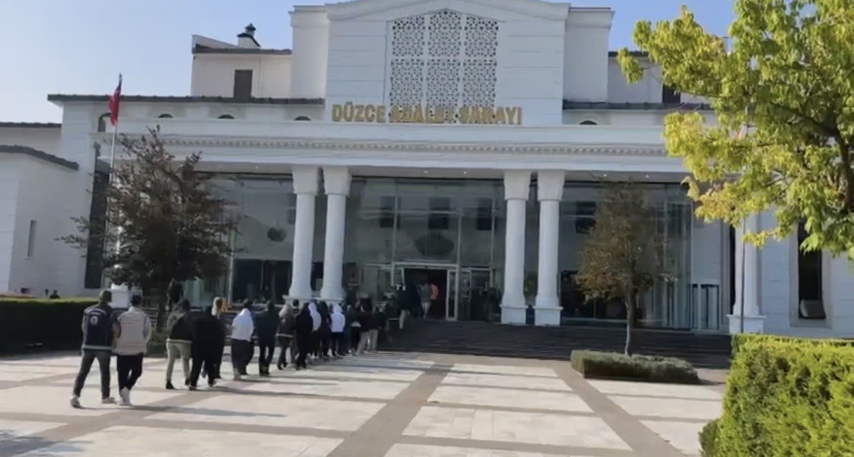 duzcede-yasa-disi-bahis-operasyonu-58-gozalti