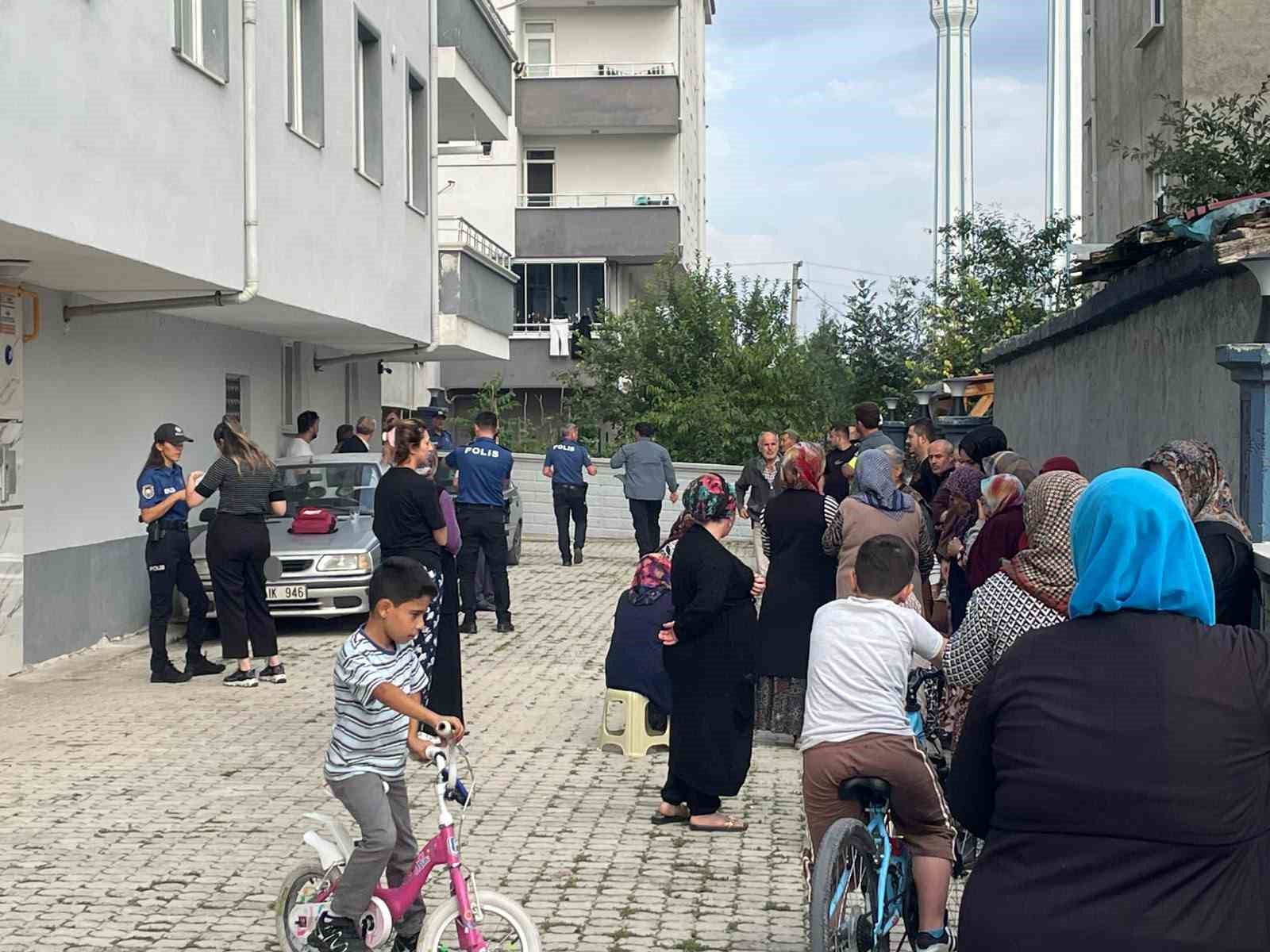 evinde-silahla-vurulmus-halde-bulundu