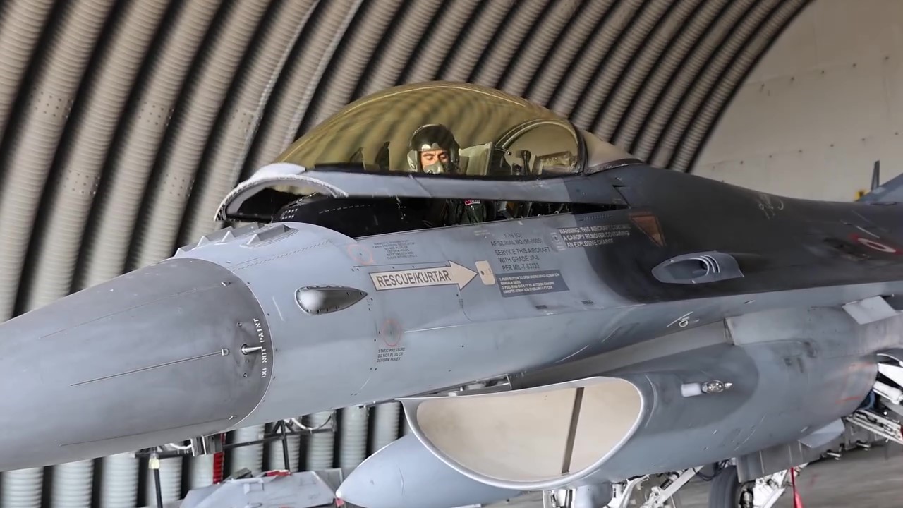 f-16lar-amasyadan-karadenize-havalandi