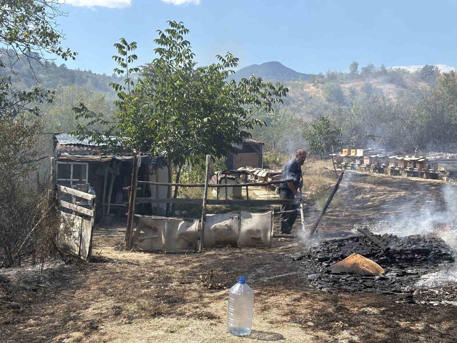 kastamonuda-ortu-yangini-bag-evlerini-kule-ceviriyordu