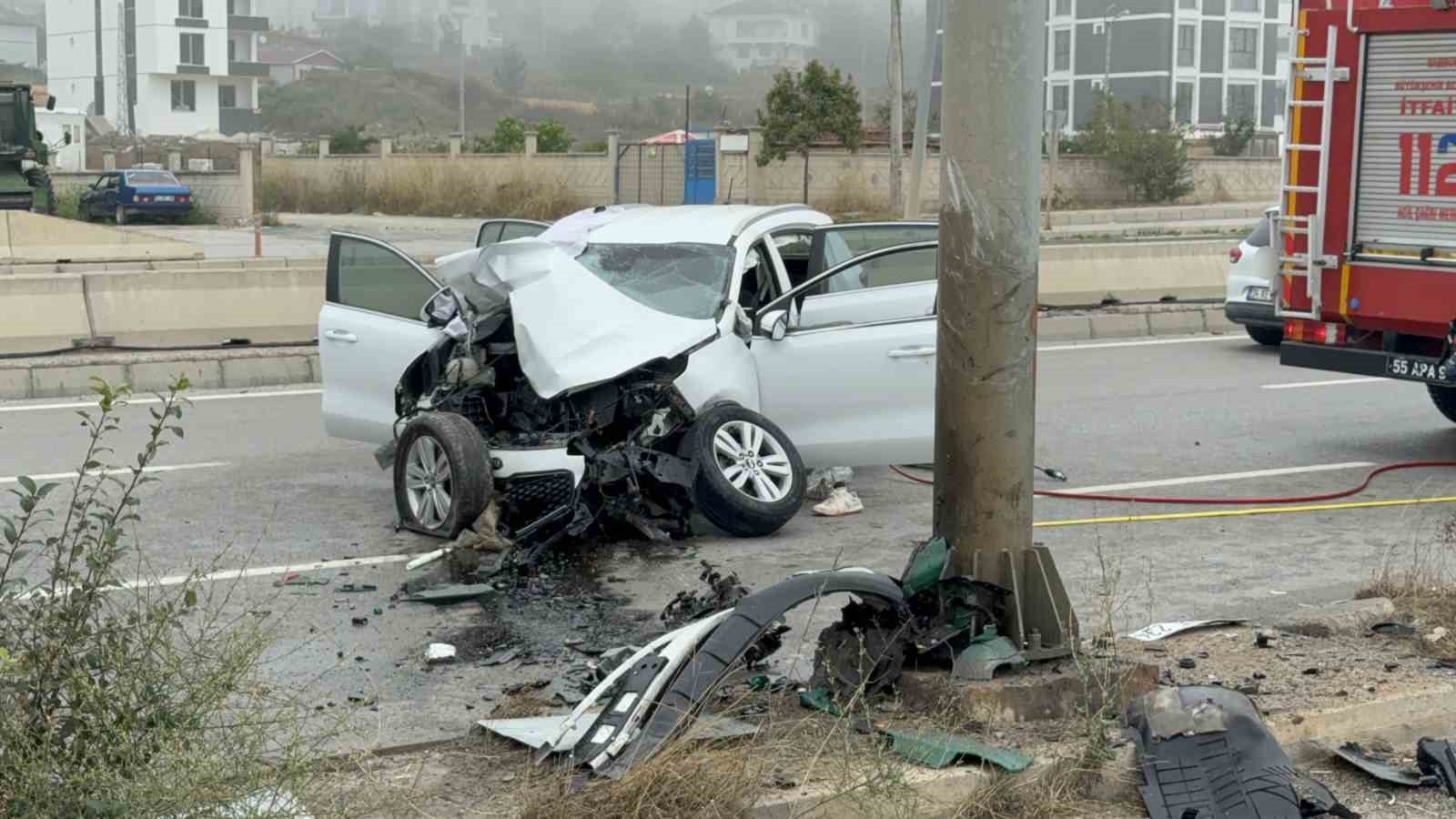 samsunda-suv-arac-direge-carpti-1-olu-3-yarali