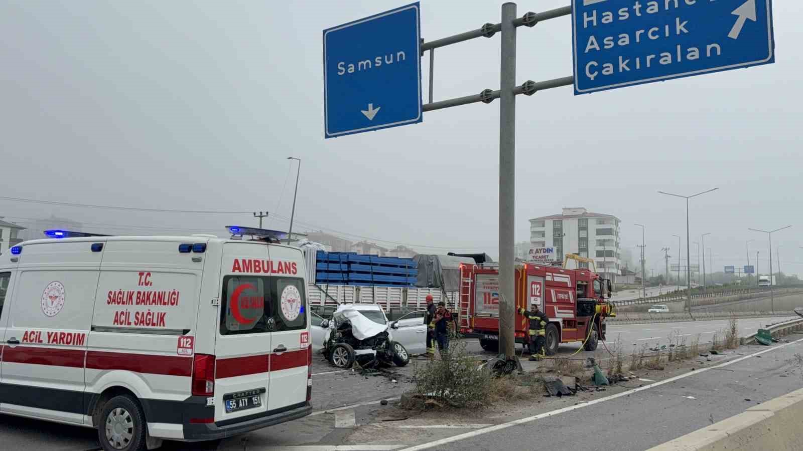 samsunda-suv-arac-direge-carpti-1-olu-3-yarali
