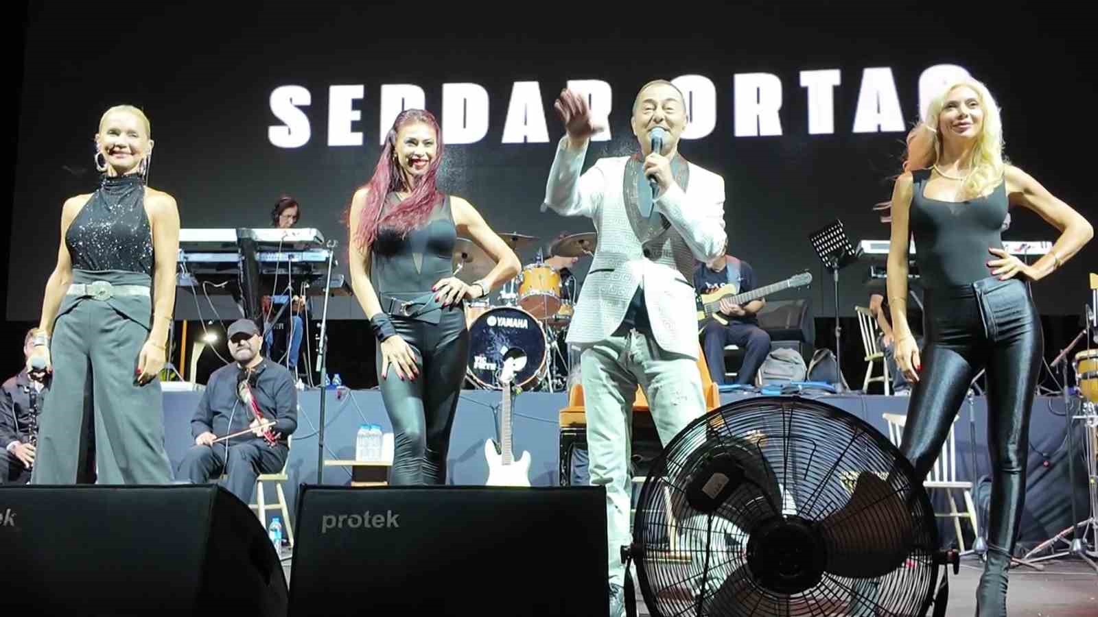 serdar-ortac-kumari-da-biraktim-bunalim-yok-artik