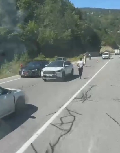 sinopta-zincirleme-trafik-kazasi-9-yarali