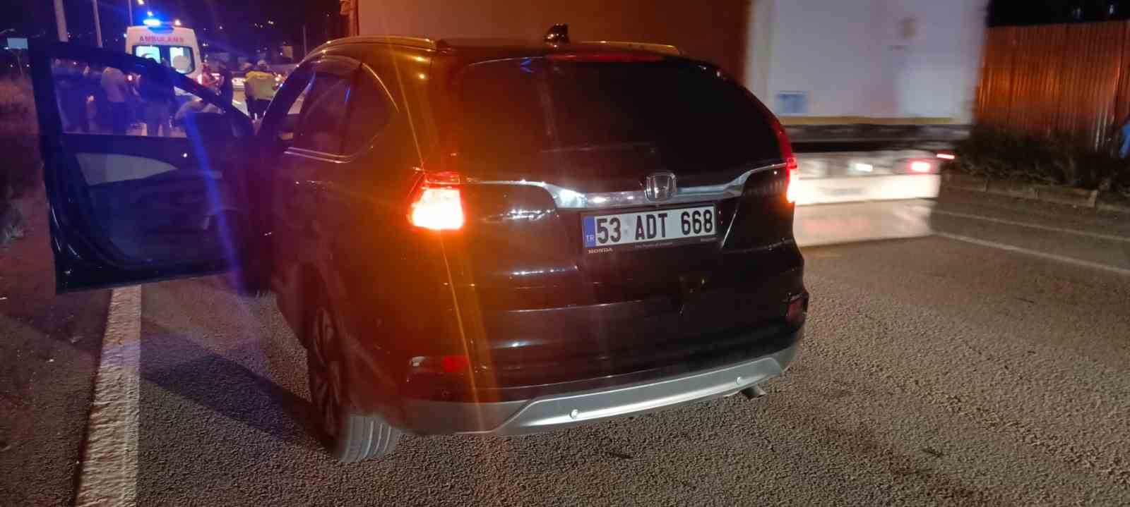 trabzonda-otomobilin-carptigi-yasli-adam-hayatini-kaybetti