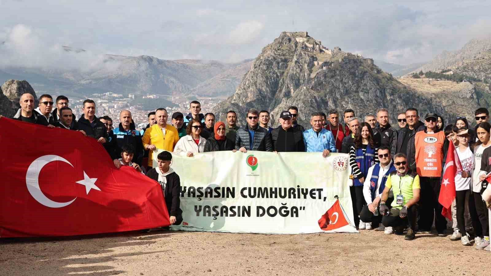 amasyanin-zirvesinde-cumhuriyet-doga-yuruyusu