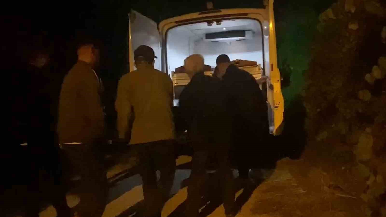 babasini-oldurup-kacti-polisin-operasyonuyla-yakalandi
