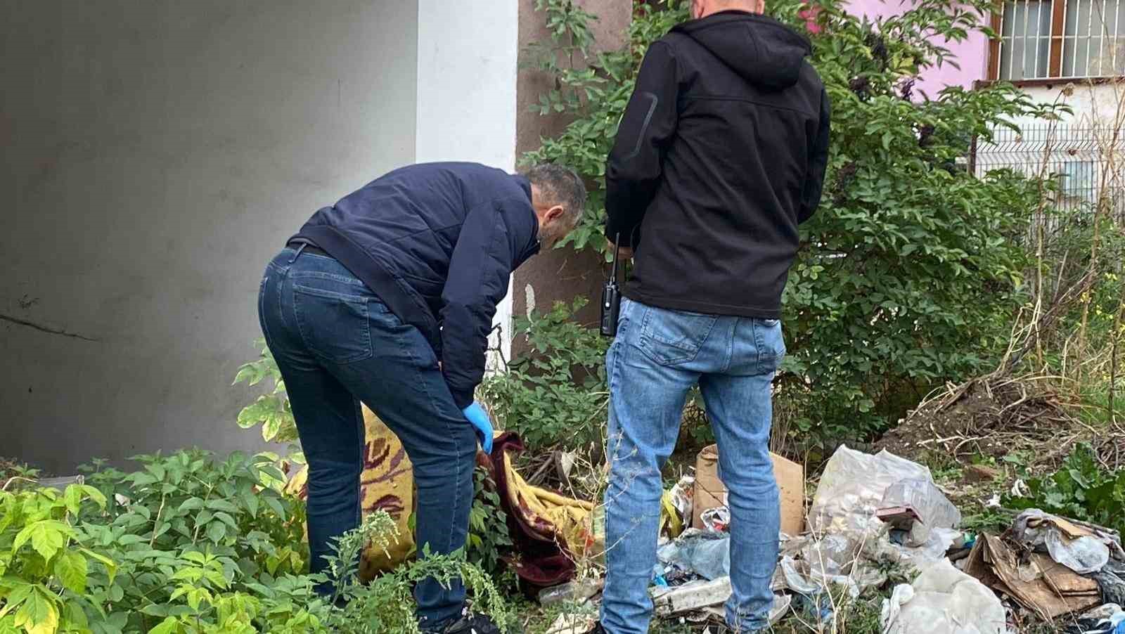 ceset-zannettiler-cop-cikti