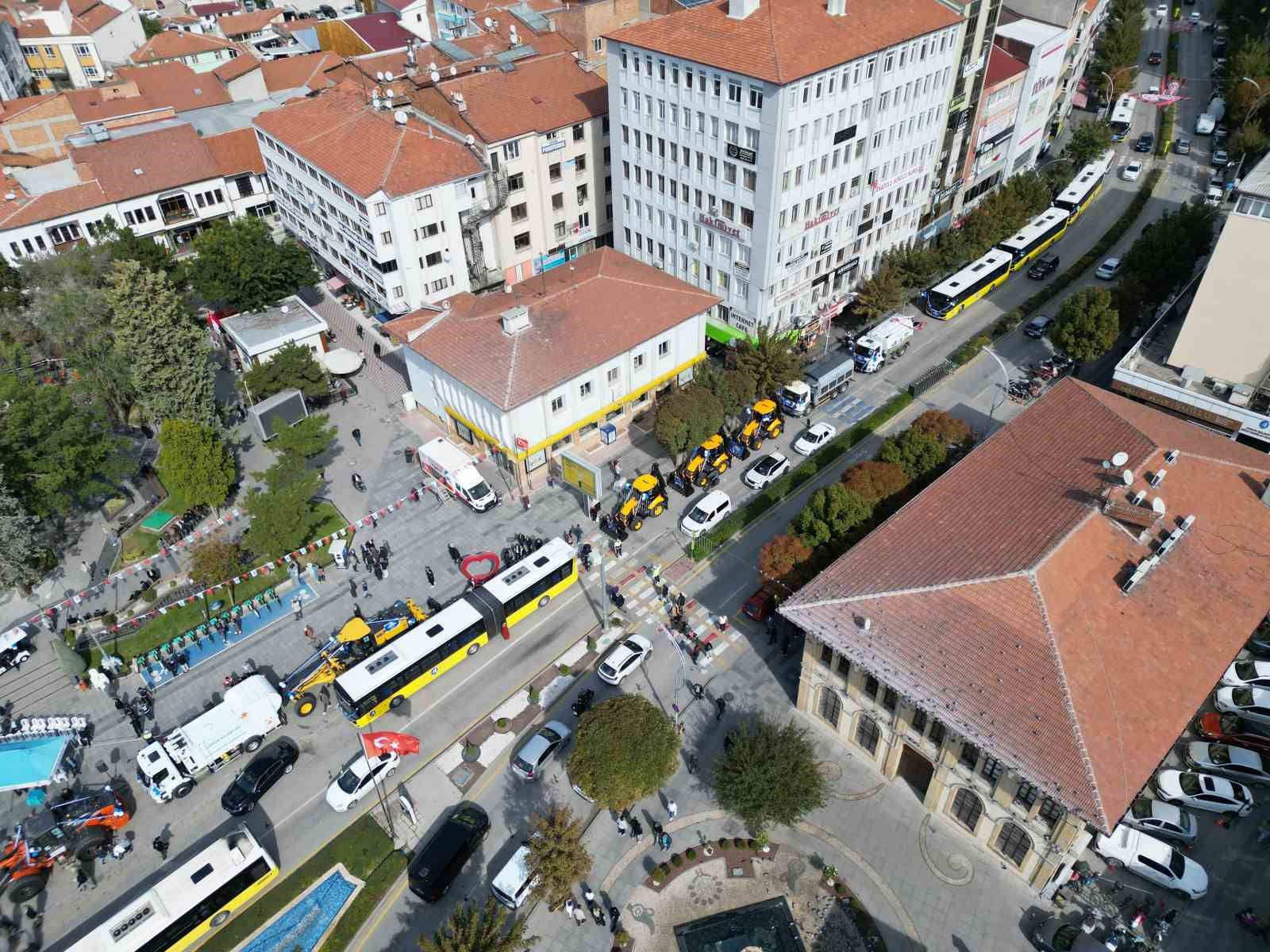 corum-belediyesi-arac-filosunu-116-milyon-tllik-yatirimla-guclendirdi