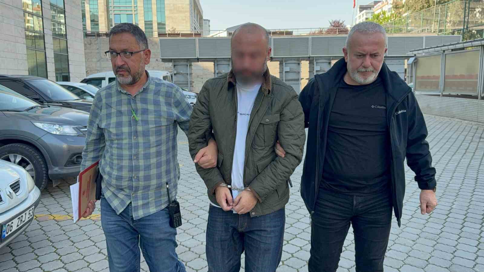 eski-kiz-arkadasini-isten-cikarsinlar-diye-egitim-kurumuna-pompali-tufekle-saldiran-zanli-tutuklandi