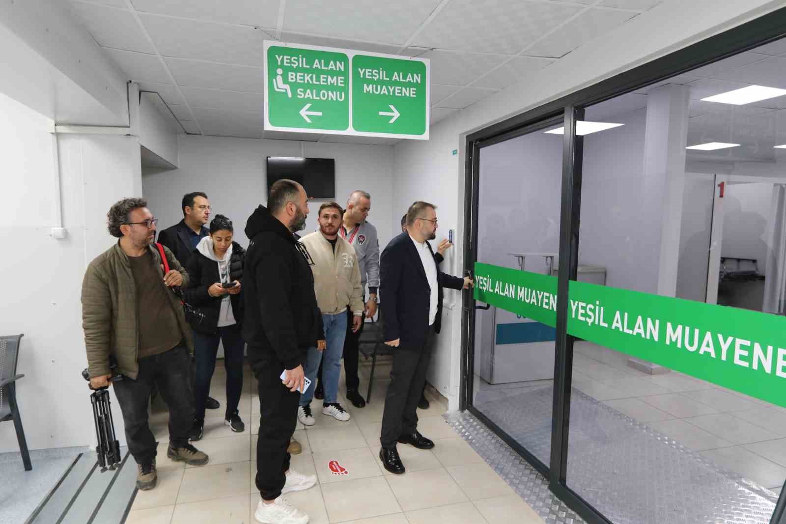 hastane-acil-servisinde-yesil-alan-yenilendi