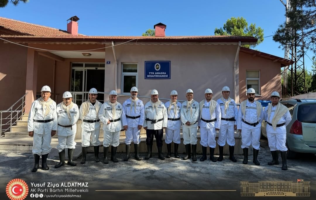 huzurevinde-kalan-emekli-madenciler-yillar-sonra-yeniden-maden-ocagina-indi