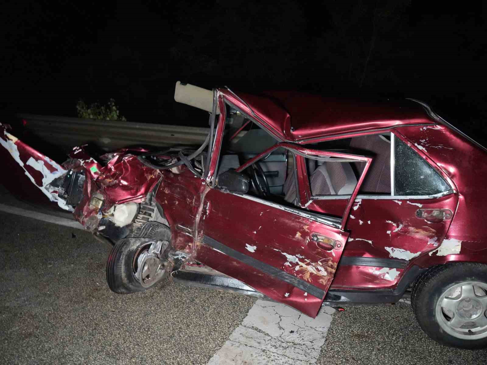 kastamonuda-zincirleme-trafik-kazasinda-tofas-hurda-yiginina-dondu