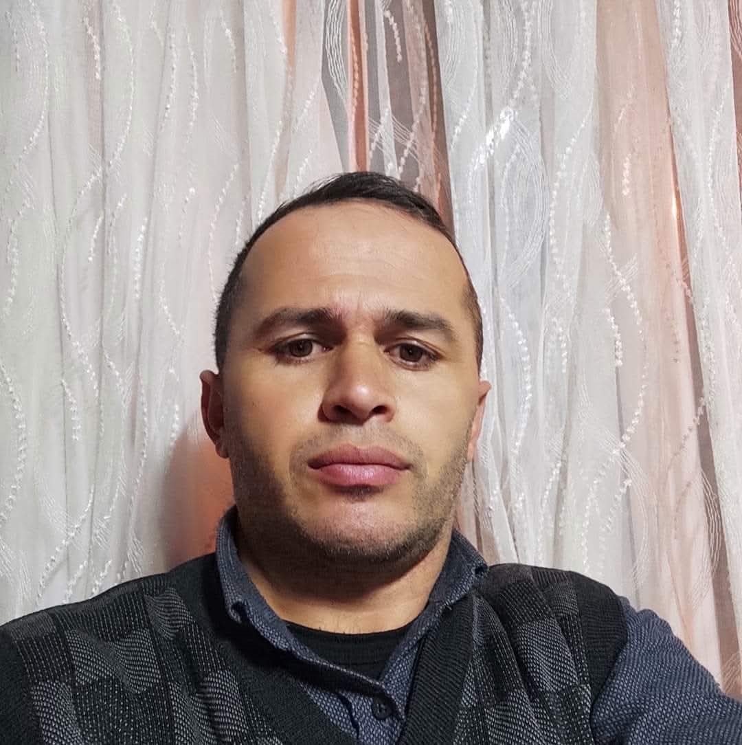 koy-muhtari-traktorle-kazan-arasinda-sikisarak-agir-yaralandi