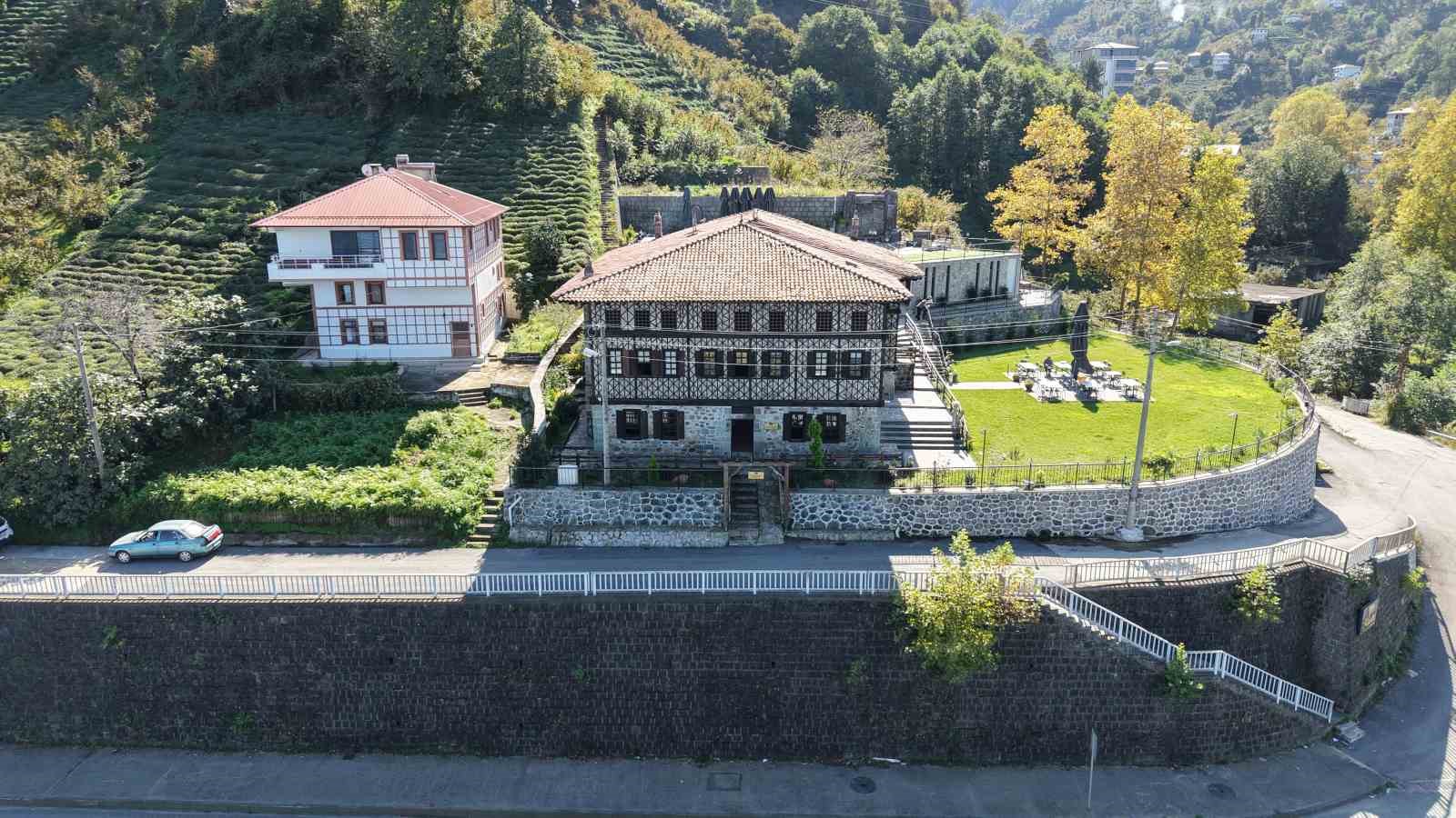 osmanlidan-cumhuriyete-taniklik-eden-konak-aile-muzesine-donusturuldu