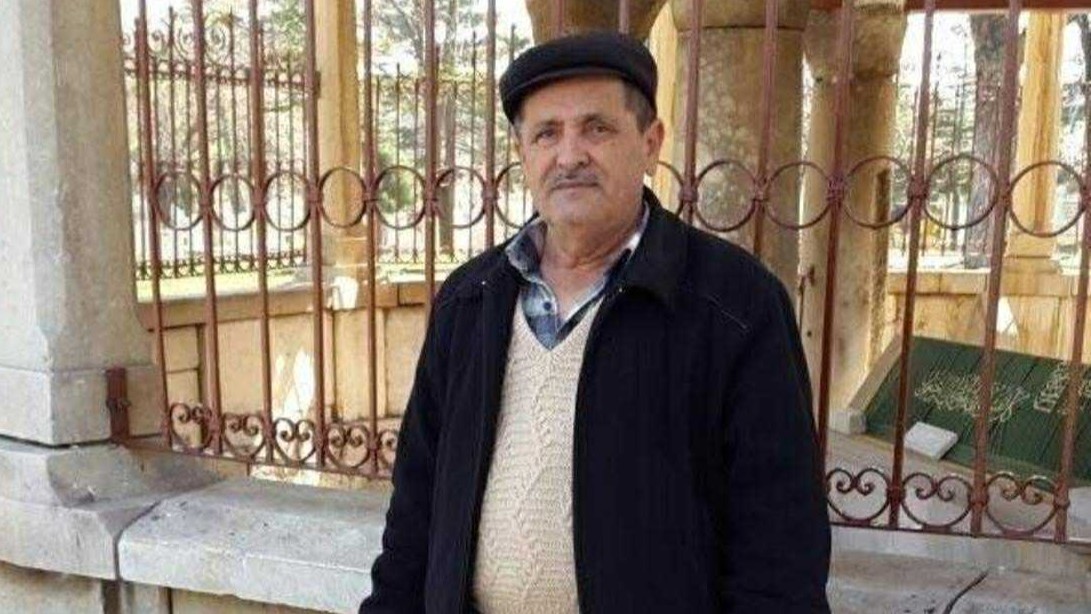 pazardan-mezara-3-kardes-ve-enisteleri-yan-yana-defnedildi