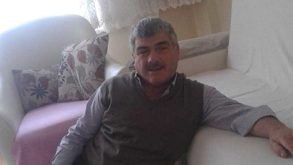 pazardan-mezara-3-kardes-ve-enisteleri-yan-yana-defnedildi