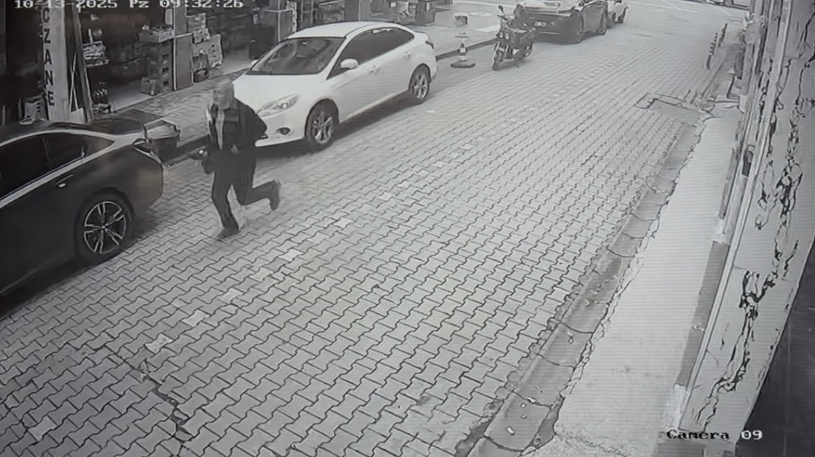 samsunda-banka-soygunu-soyguncu-polis-tarafindan-kisa-surede-yakalandi