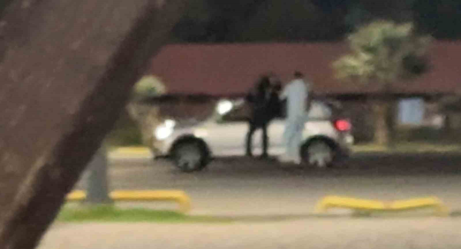 samsunda-kazaya-davetiye-hareket-halindeki-aracin-uzerine-ciktilar