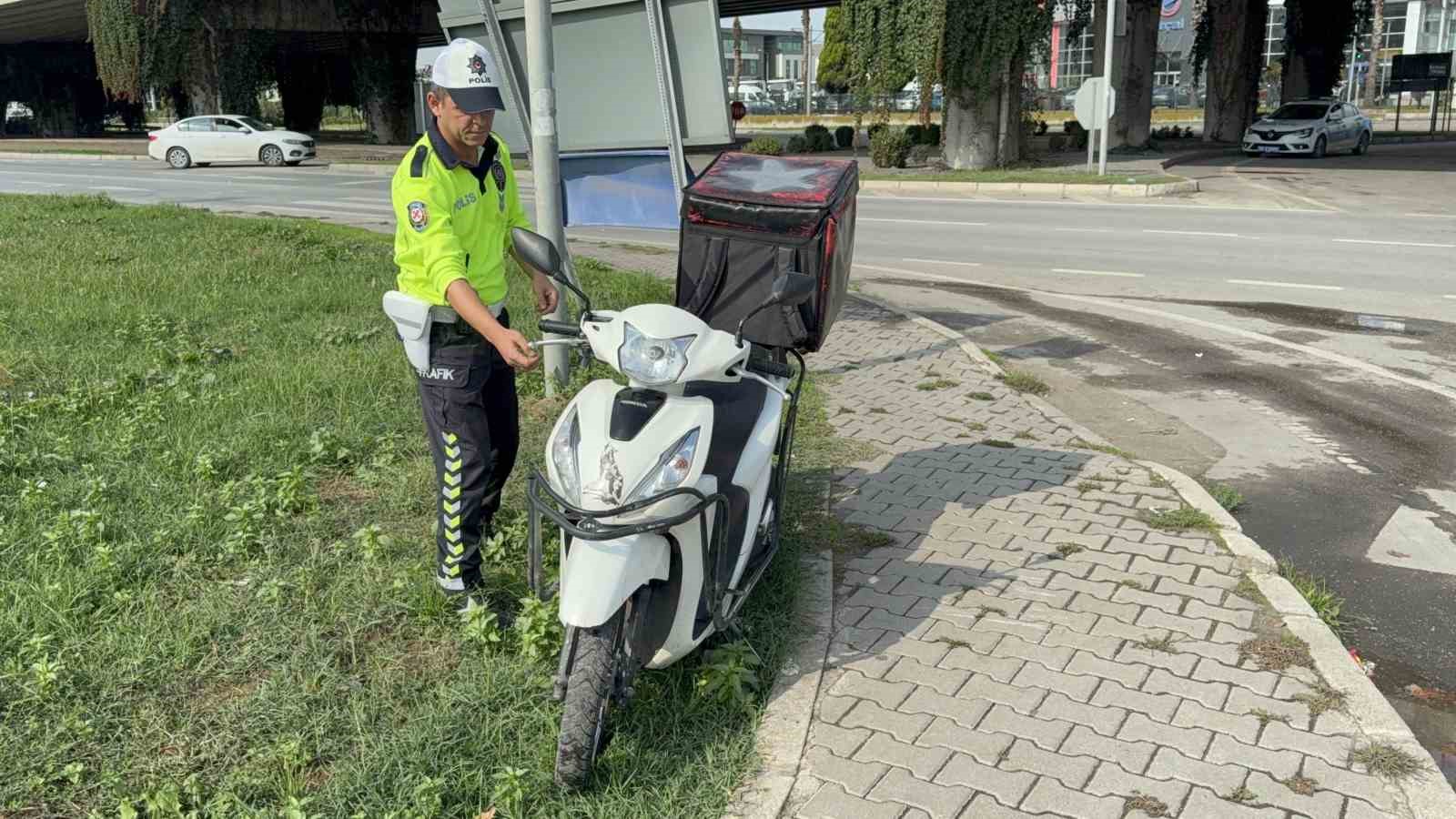 samsunda-motosiklet-kaldirima-carpti-1-yarali