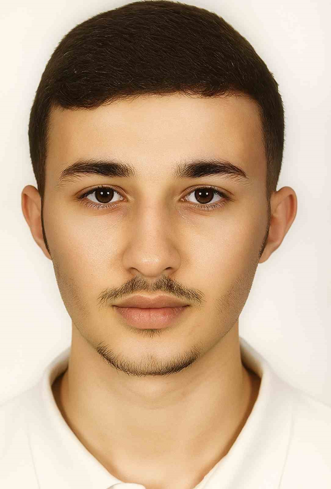 samsunda-otomobil-tirin-altina-girdi-23-yasindaki-surucu-hayatini-kaybetti