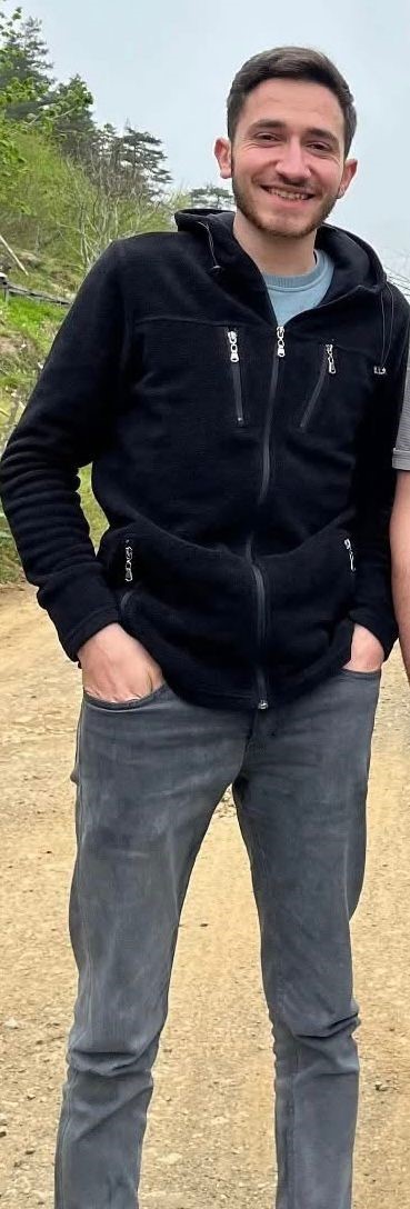 savsattaki-zincirleme-kazada-yaralanan-genc-hastanede-hayatini-kaybetti