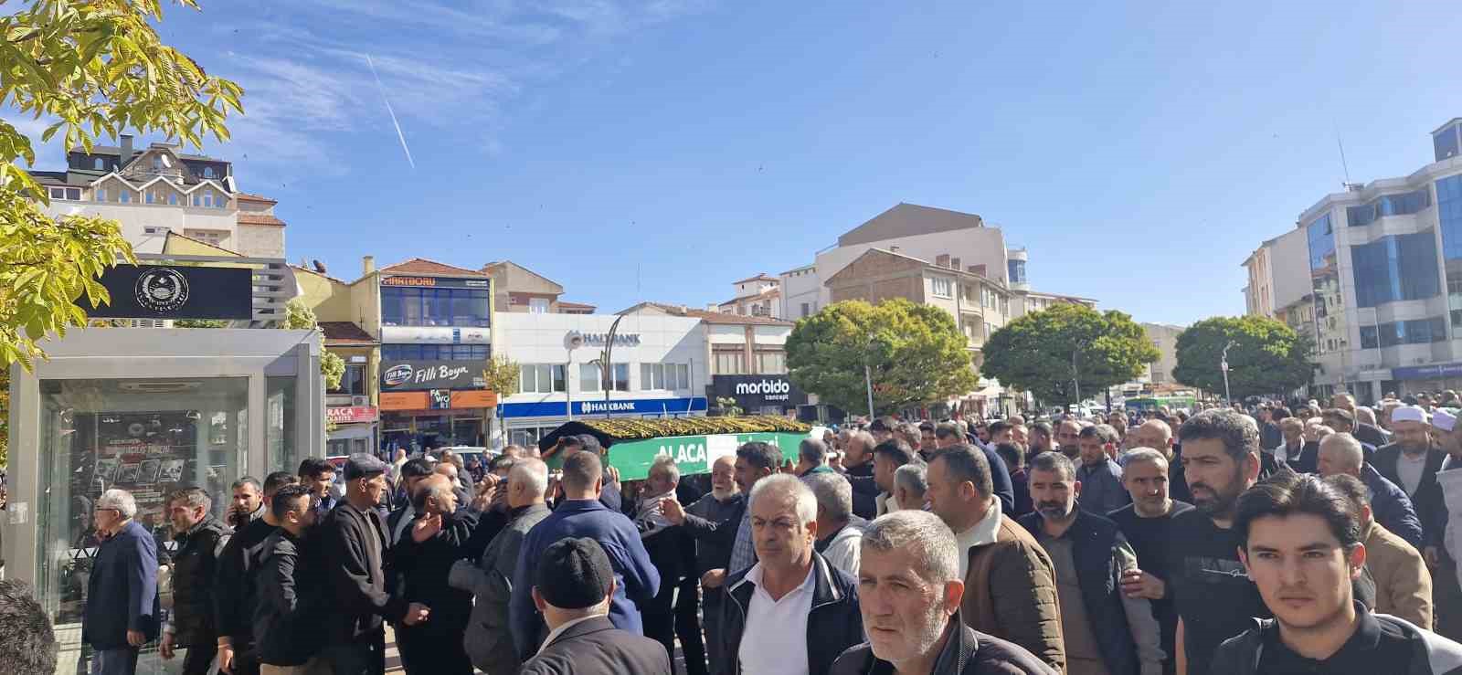 traktor-tamir-ederken-agir-yaralanan-genc-oldu