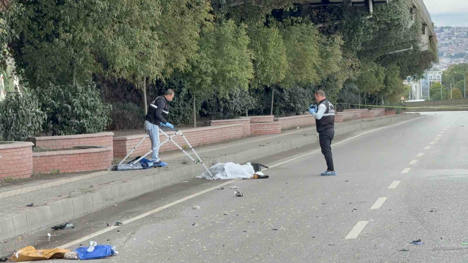 yaya-gecidinde-motosikletin-carptigi-kadin-hayatini-kaybetti