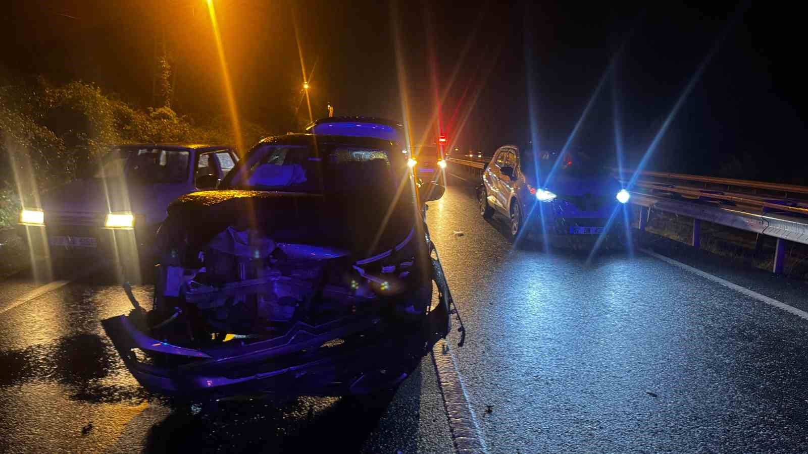 zonguldakta-tirin-lastikleri-alev-aldi-zincirleme-kaza-yasandi