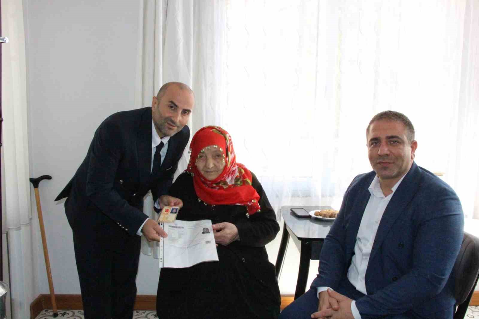 102-yasinda-yeni-kimligine-kavustu