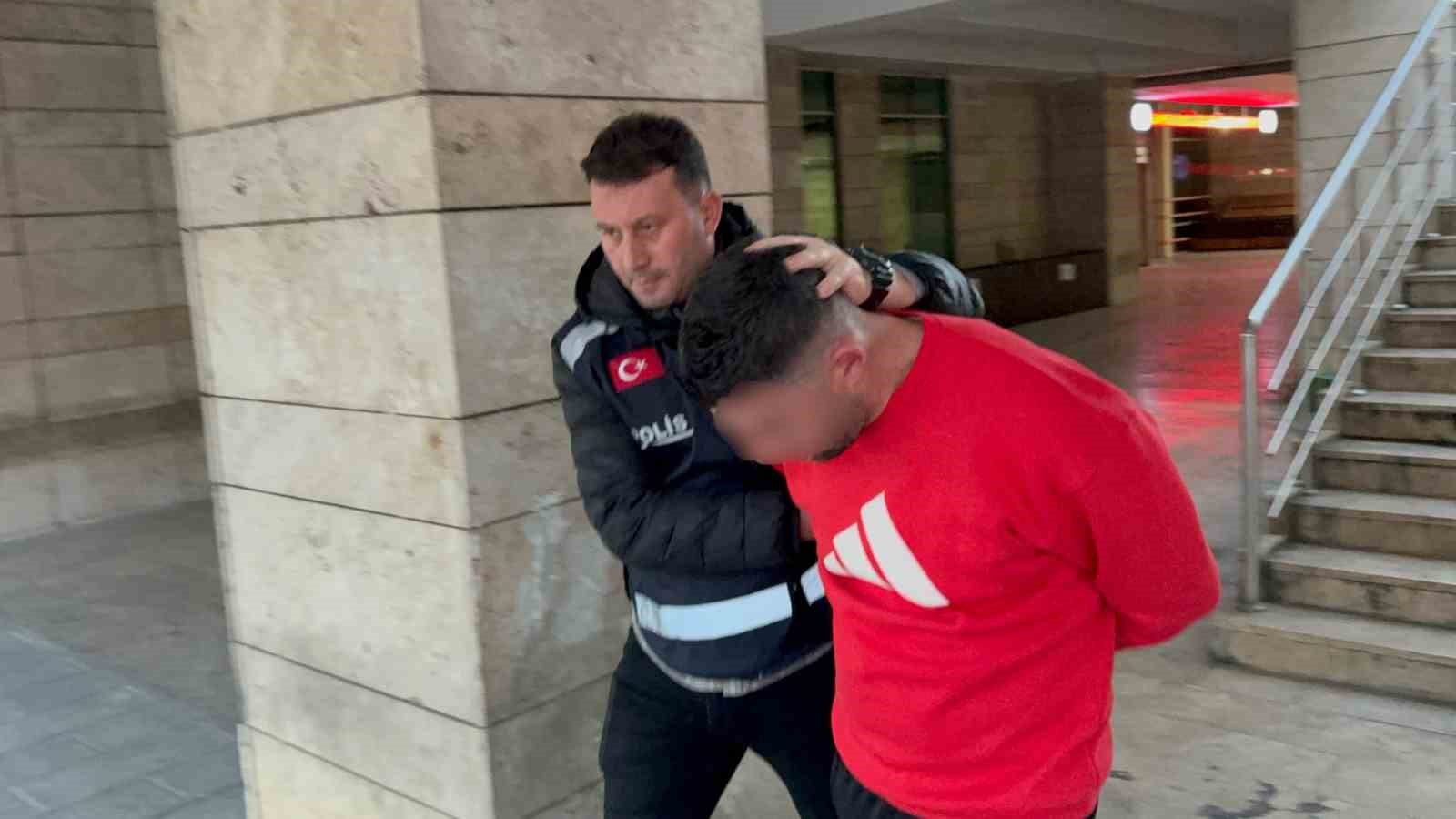 alkollu-surucu-gorevi-yaptirmamak-icin-direnme-sucundan-tutuklandi
