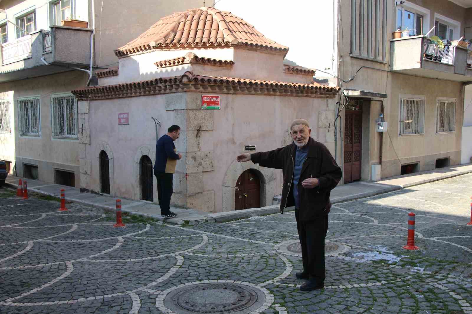 amasyada-9-turbeye-kilit