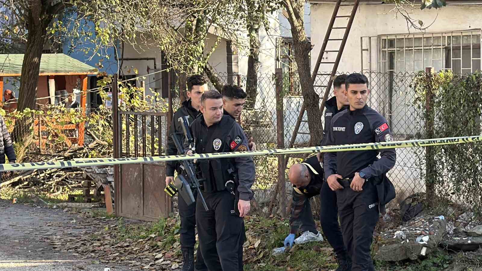 amca-cocuklarinin-kavgasinda-kan-akti-5-yarali