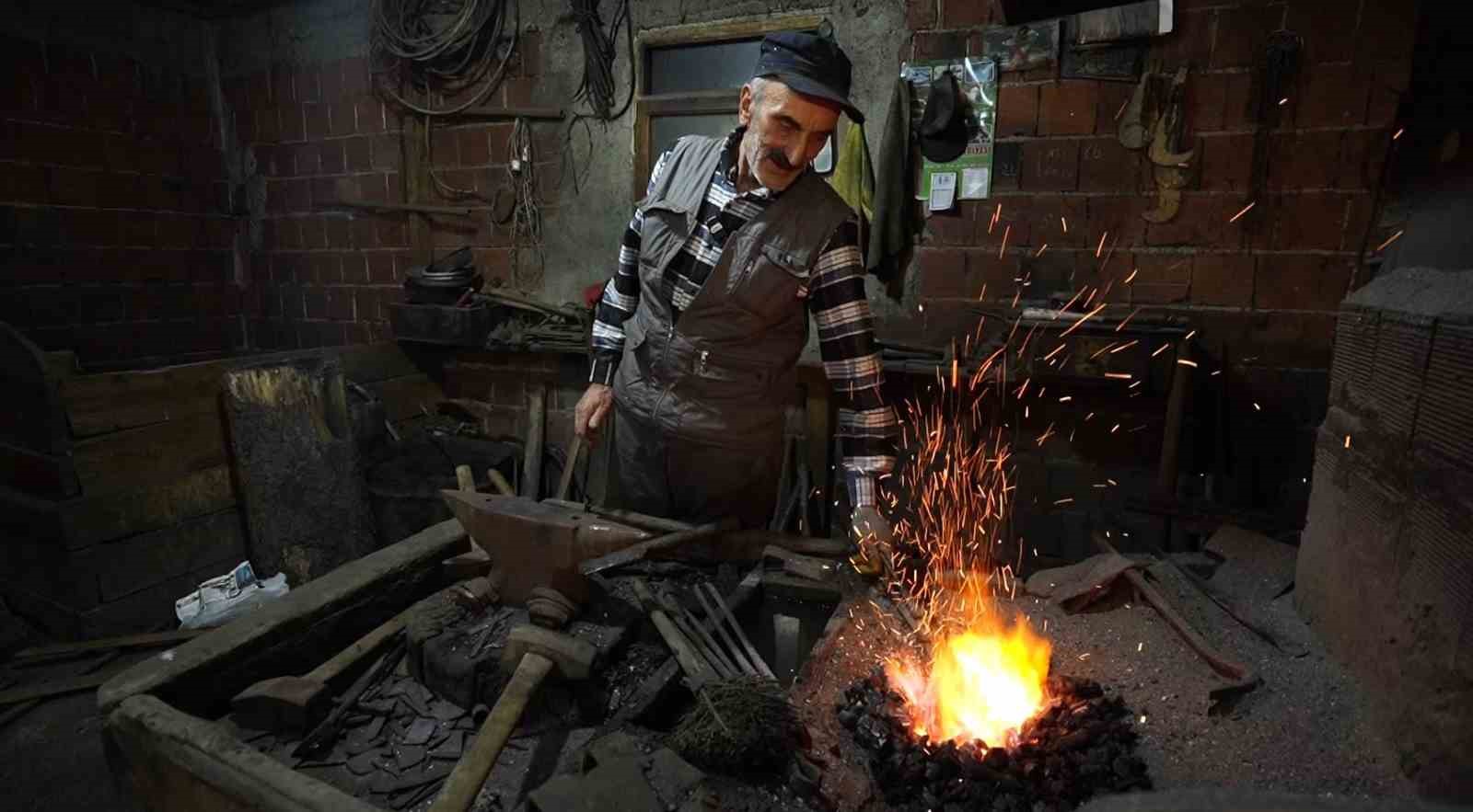 babalarindan-kalan-ocagi-sondurmuyorlar