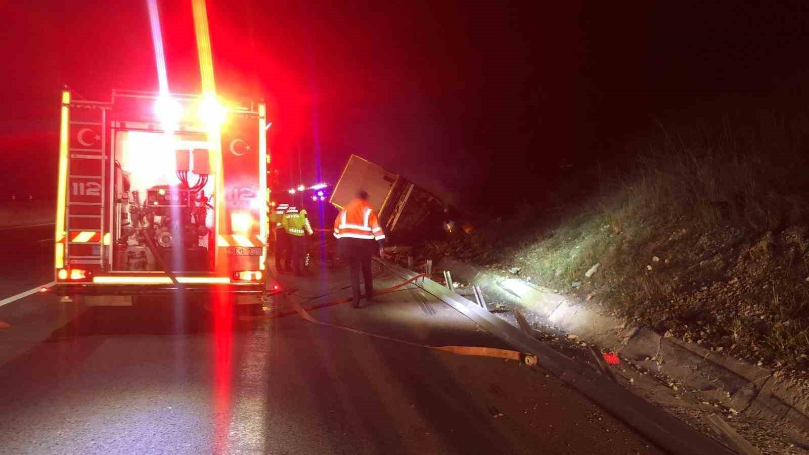 boluda-kaza-yapan-tir-alev-alev-yandi