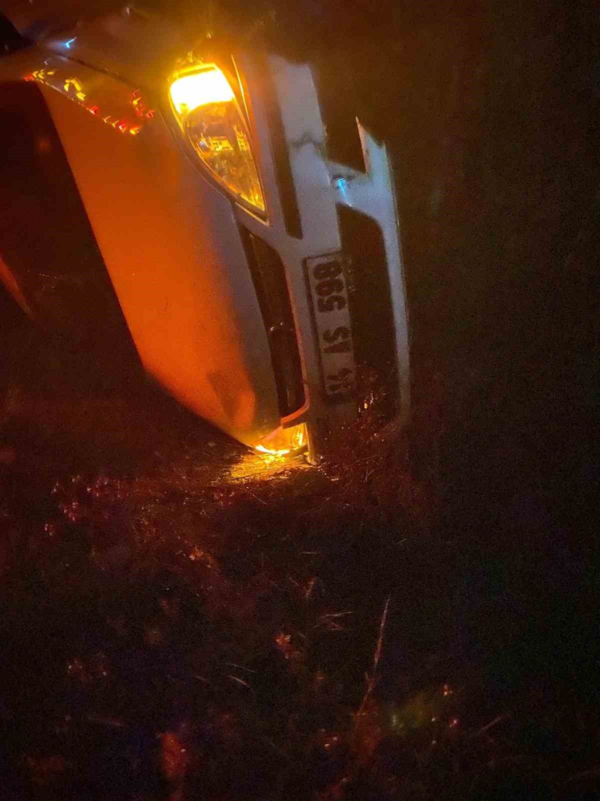 boluda-otomobil-takla-atti-yarali-surucu-ehliyetsiz-cikti