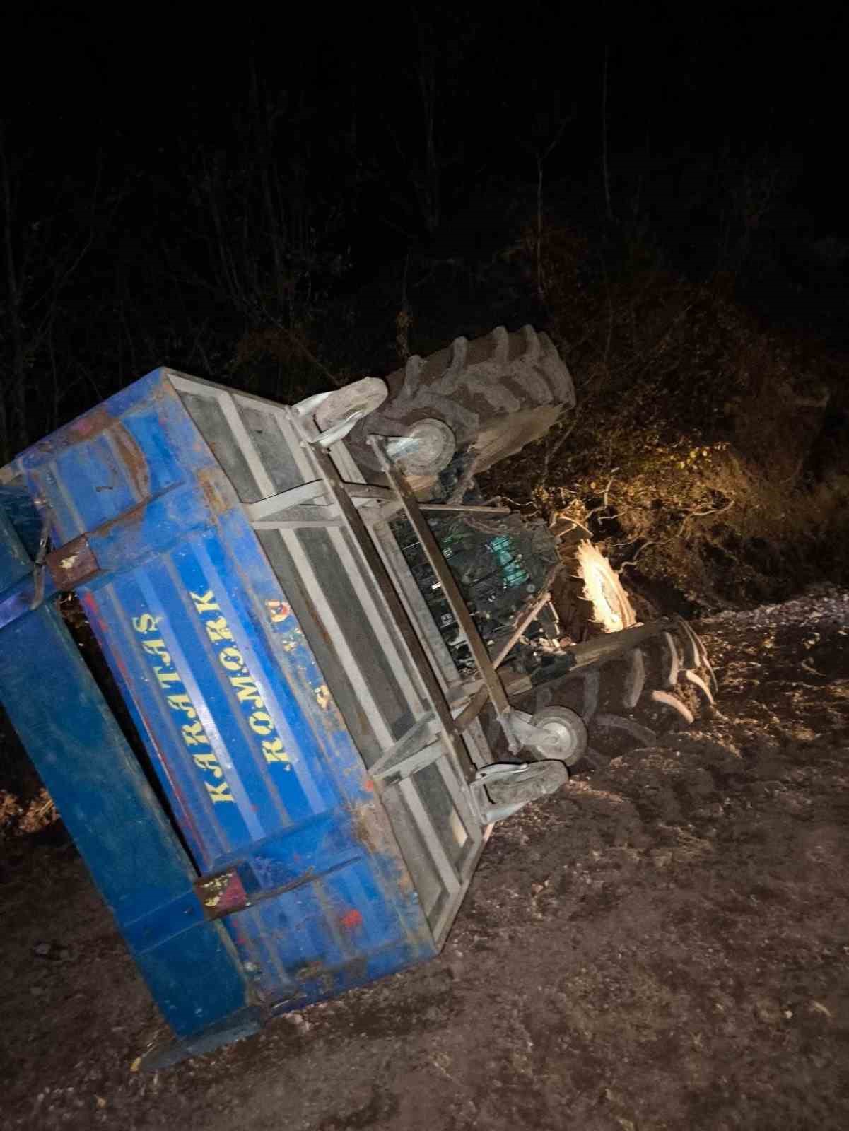 boluda-traktor-devrildi-2-yarali