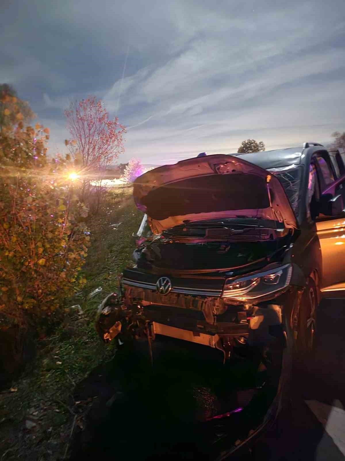 boluda-traktorle-hafif-ticari-arac-carpisti-5-yarali